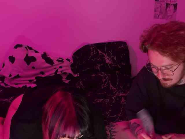 gothfaceJPG webcam