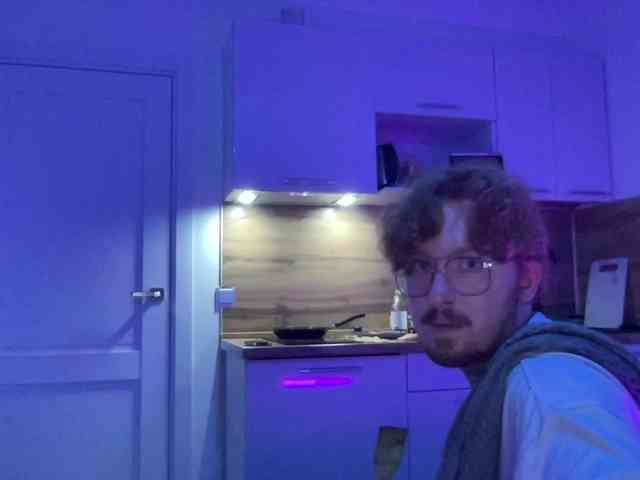 gothfaceJPG webcam