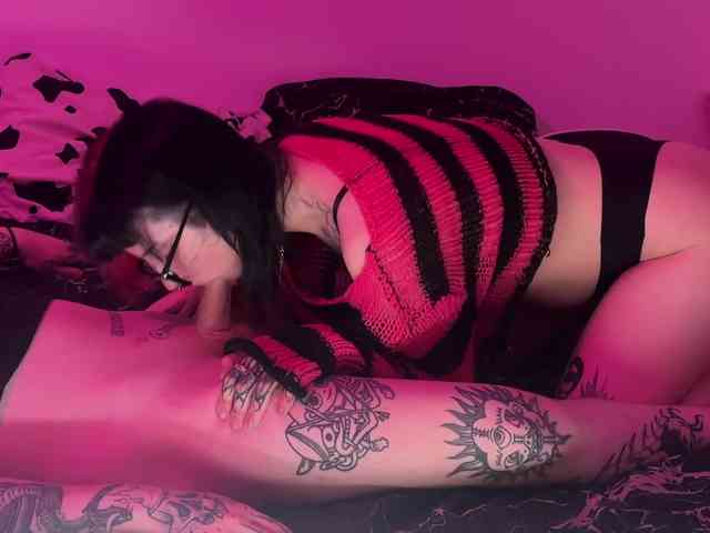 Модель: gothfaceJPG