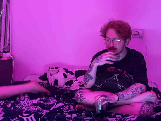 gothfaceJPG webcam