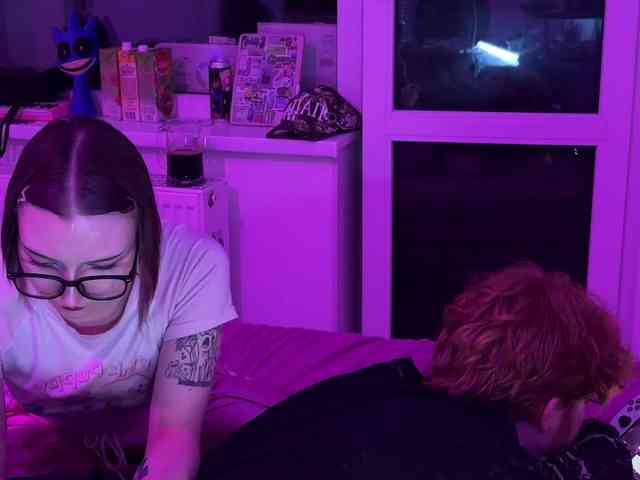 gothfaceJPG webcam