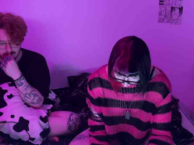 gothfaceJPG webcam