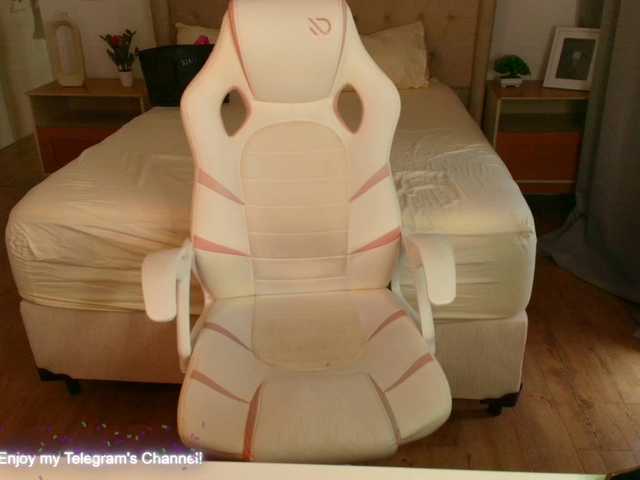 Rose-Desiree live cam on BongaCams