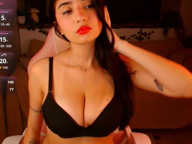 Rose-Desiree, live now on BongaCams