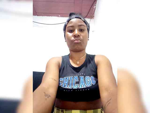 Isabel33 webcam