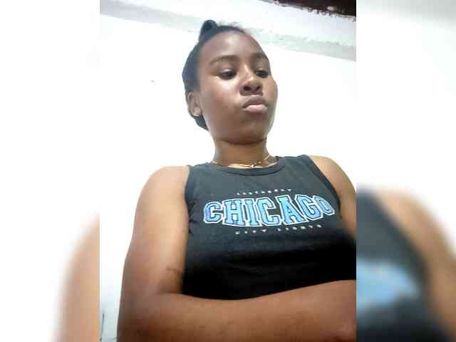 Isabel33 webcam