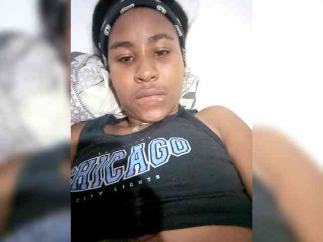 Isabel33 webcam