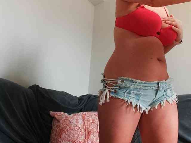 Horny1mommy