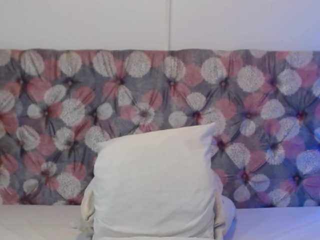 NoiraVale live cam on BongaCams