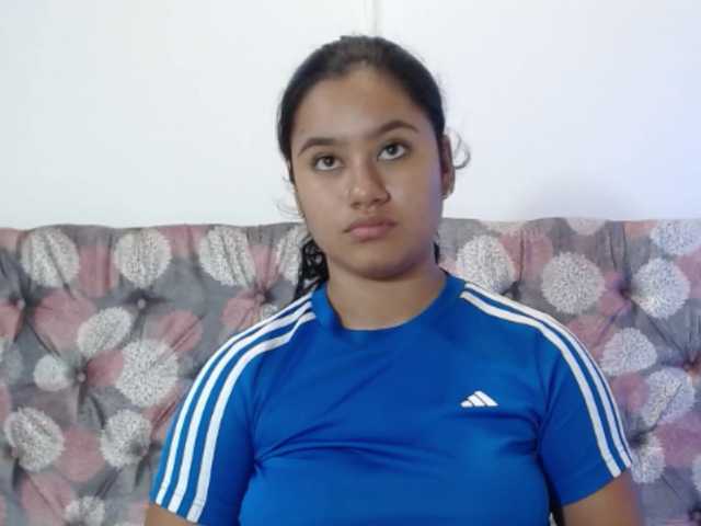 NoiraVale live cam on BongaCams