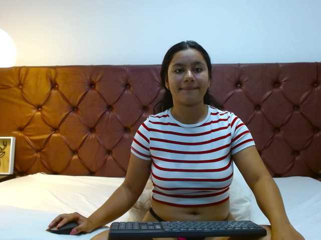 NoiraVale live cam on BongaCams