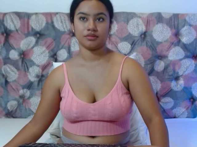 NoiraVale live cam on BongaCams