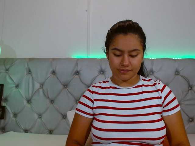 NoiraVale live cam on BongaCams