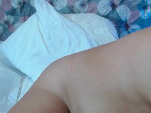 NoiraVale live cam on BongaCams