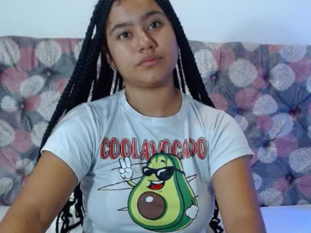 NoiraVale live cam on BongaCams