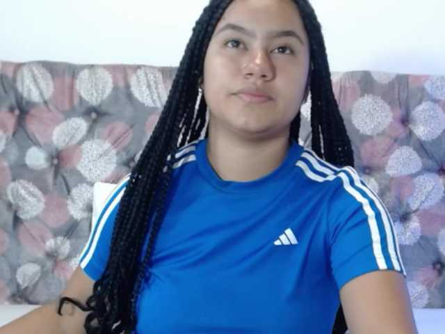 NoiraVale live cam on BongaCams