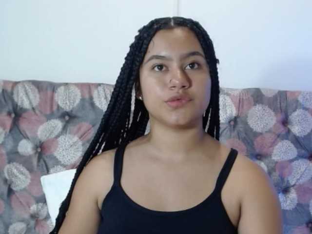 NoiraVale live cam on BongaCams