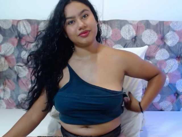 NoiraVale live cam on BongaCams