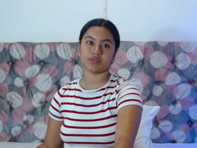 NoiraVale live cam on BongaCams