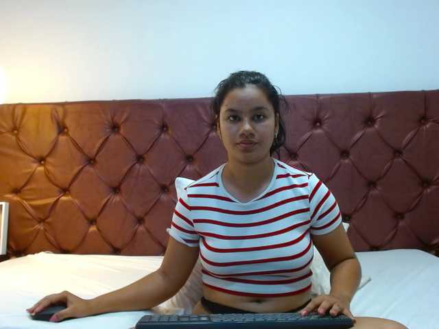 NoiraVale live cam on BongaCams