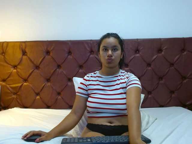NoiraVale live cam on BongaCams