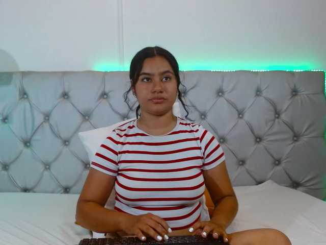 NoiraVale live cam on BongaCams