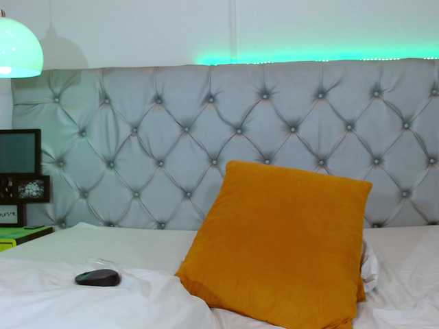 NoiraVale live cam on BongaCams
