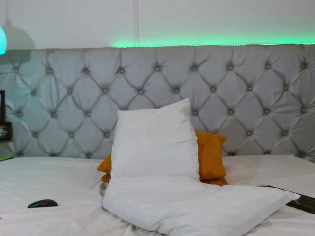NoiraVale live cam on BongaCams