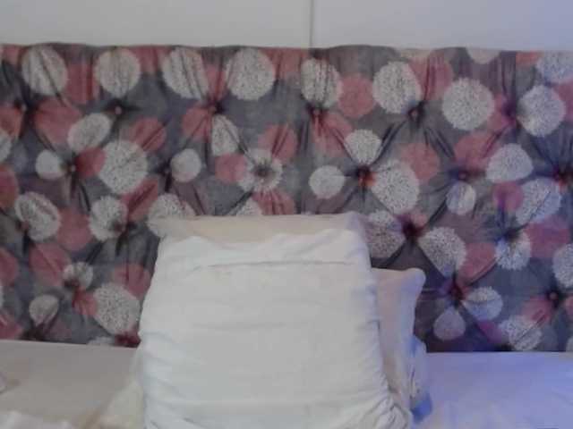 NoiraVale live cam on BongaCams