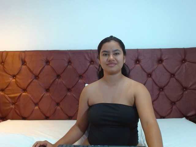 NoiraVale live cam on BongaCams