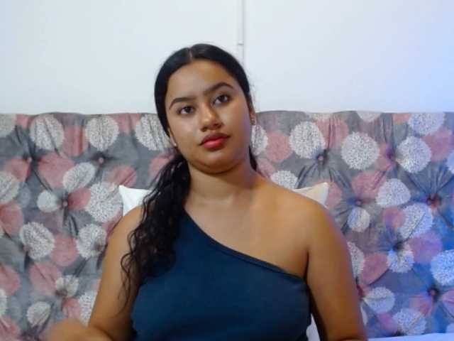 NoiraVale live cam on BongaCams