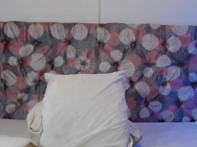 NoiraVale live cam on BongaCams