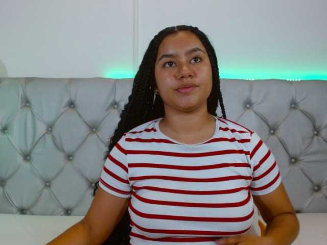 NoiraVale live cam on BongaCams