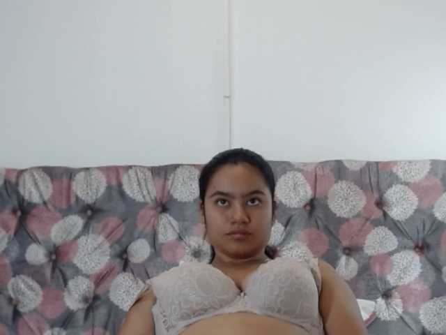 NoiraVale live cam on BongaCams