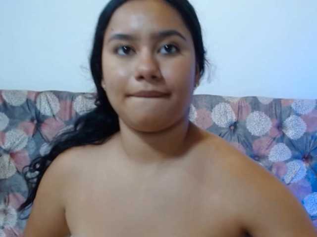 NoiraVale live cam on BongaCams