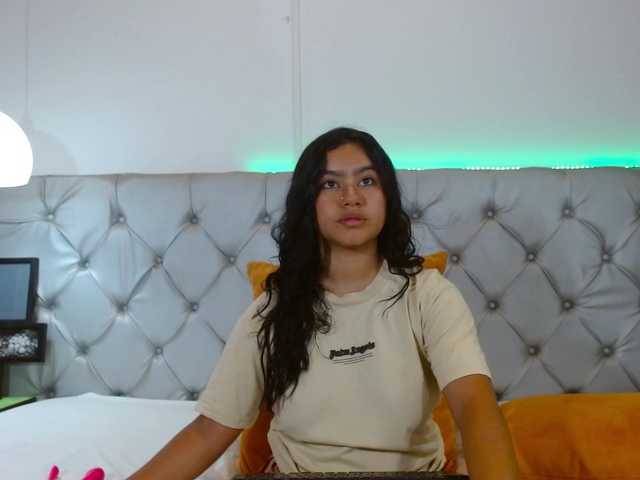 NoiraVale live cam on BongaCams
