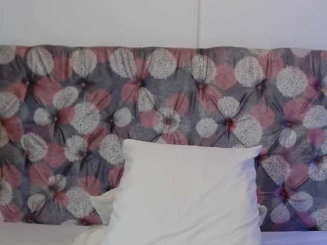NoiraVale live cam on BongaCams