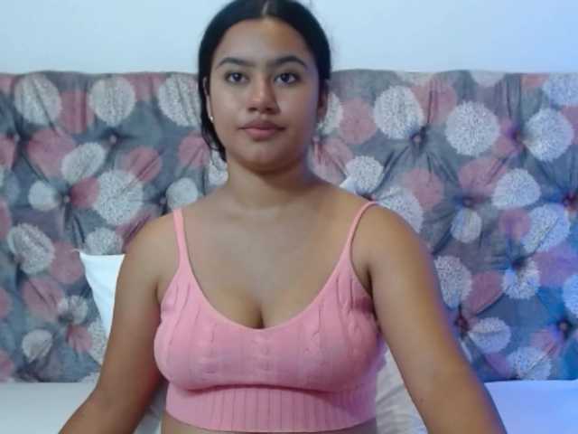 NoiraVale live cam on BongaCams