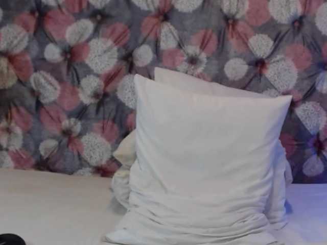 NoiraVale live cam on BongaCams