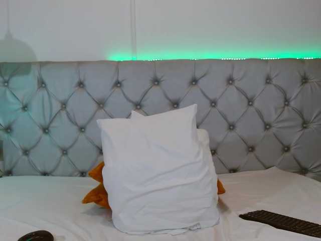 NoiraVale live cam on BongaCams