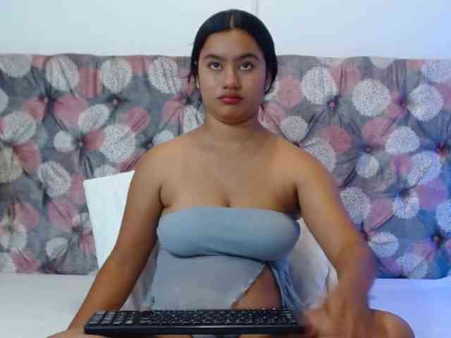 NoiraVale webcam