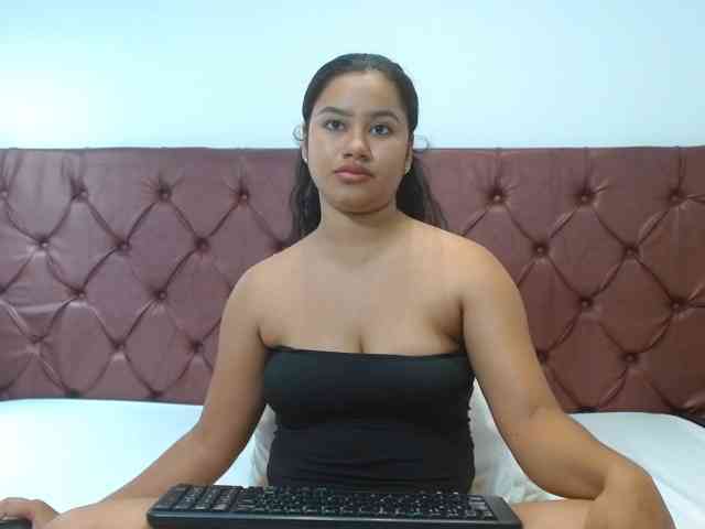 NoiraVale webcam