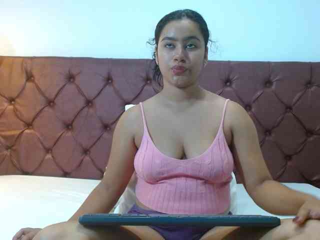 NoiraVale webcam