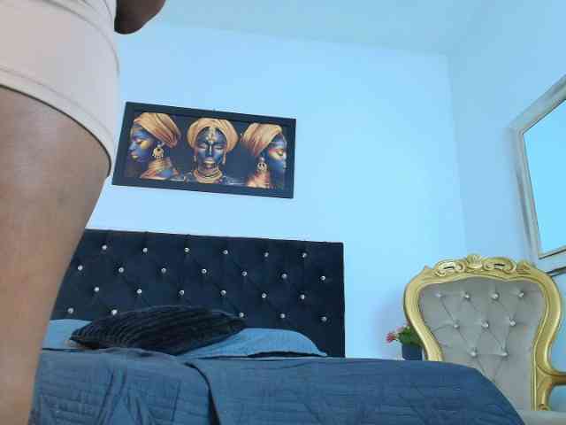 LilyBrowwn webcam