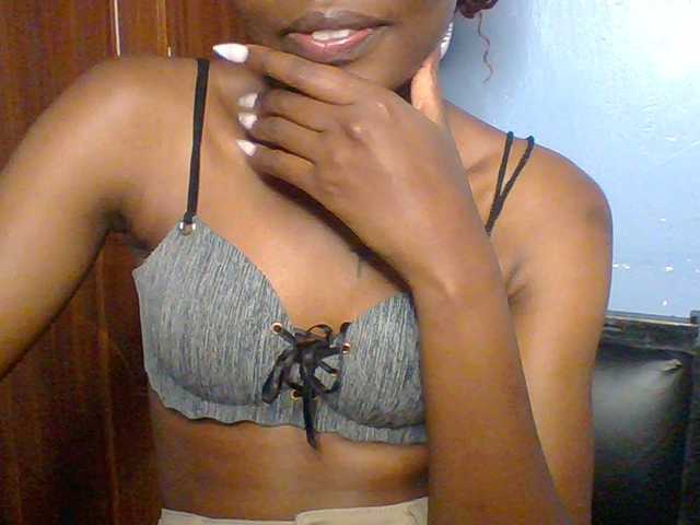 Fun-gal live cam on BongaCams