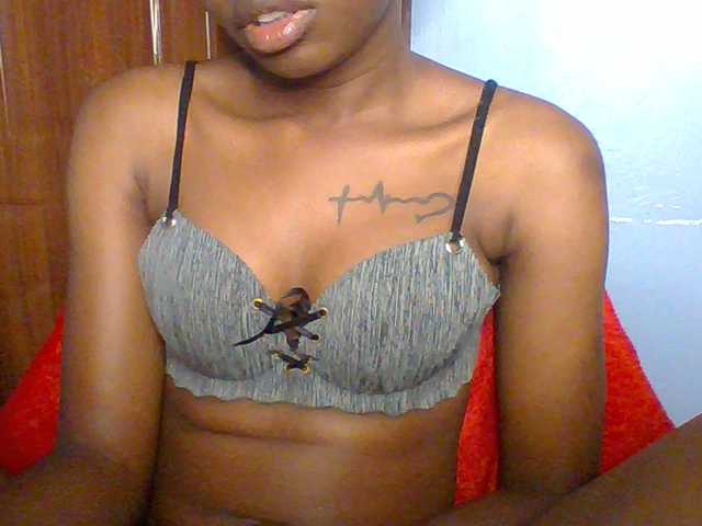 Fun-gal live cam on BongaCams