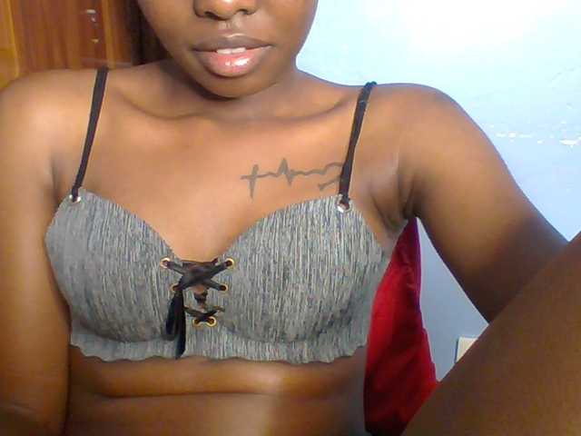 Fun-gal live cam on BongaCams