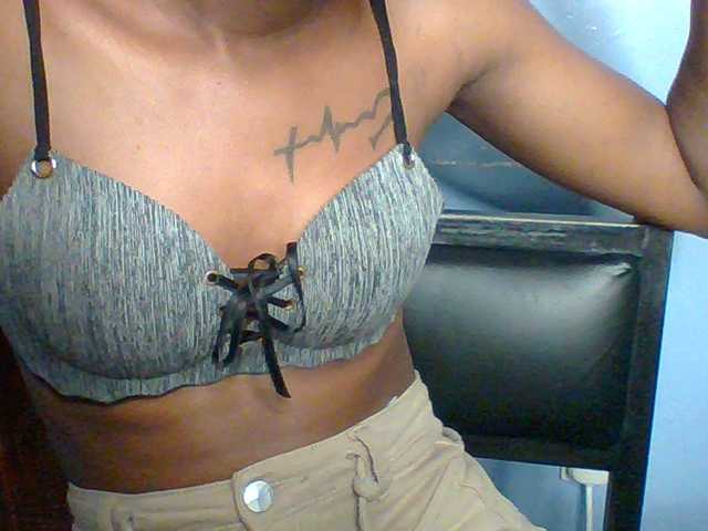 Fun-gal live cam on BongaCams