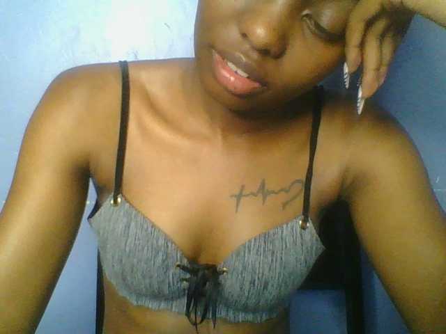 Fun-gal live cam on BongaCams