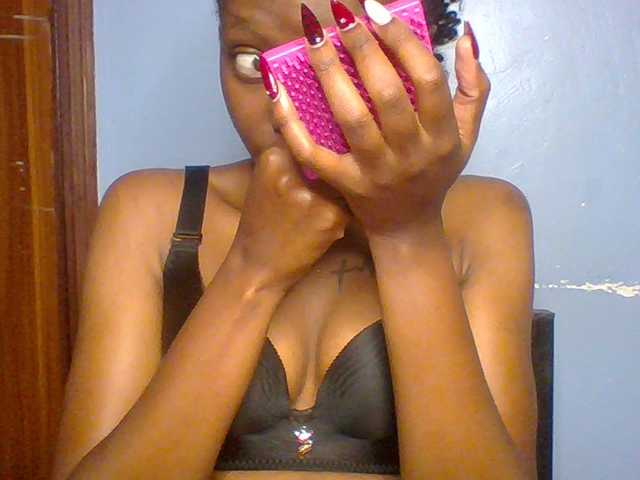 Fun-gal live cam on BongaCams